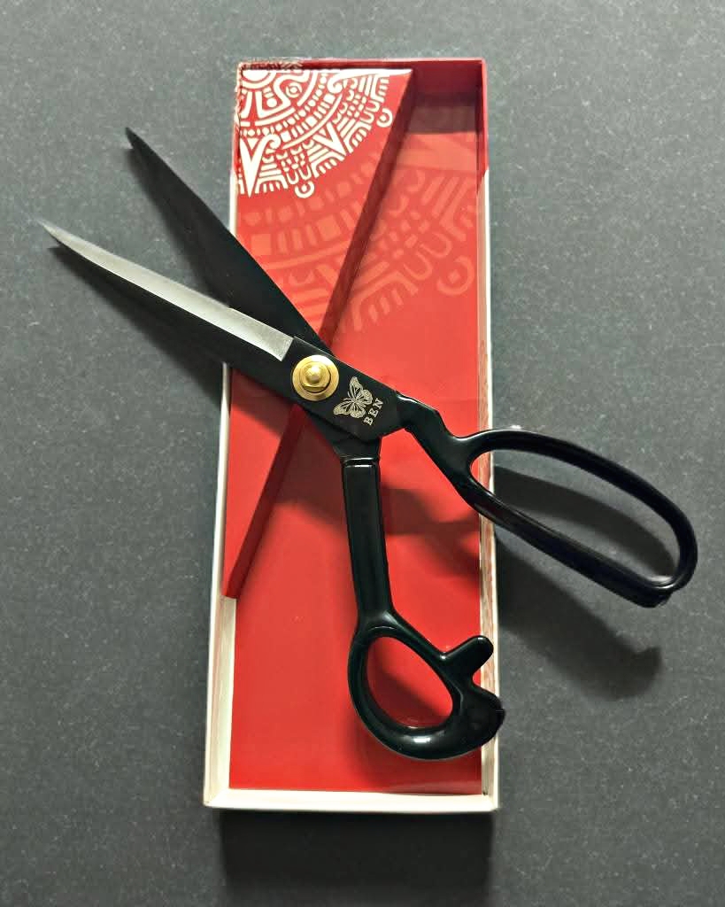 {"remix_data":[],"remix_entry_point":"challenges","source_tags":[],"origin":"unknown","total_draw_time":1,"total_draw_actions":2,"layers_used":2,"brushes_used":0,"photos_added":0,"total_editor_actions":{},"tools_used":{"transform":1,"effects":1},"is_sticker":false,"edited_since_last_sticker_save":true,"containsFTESticker":false}