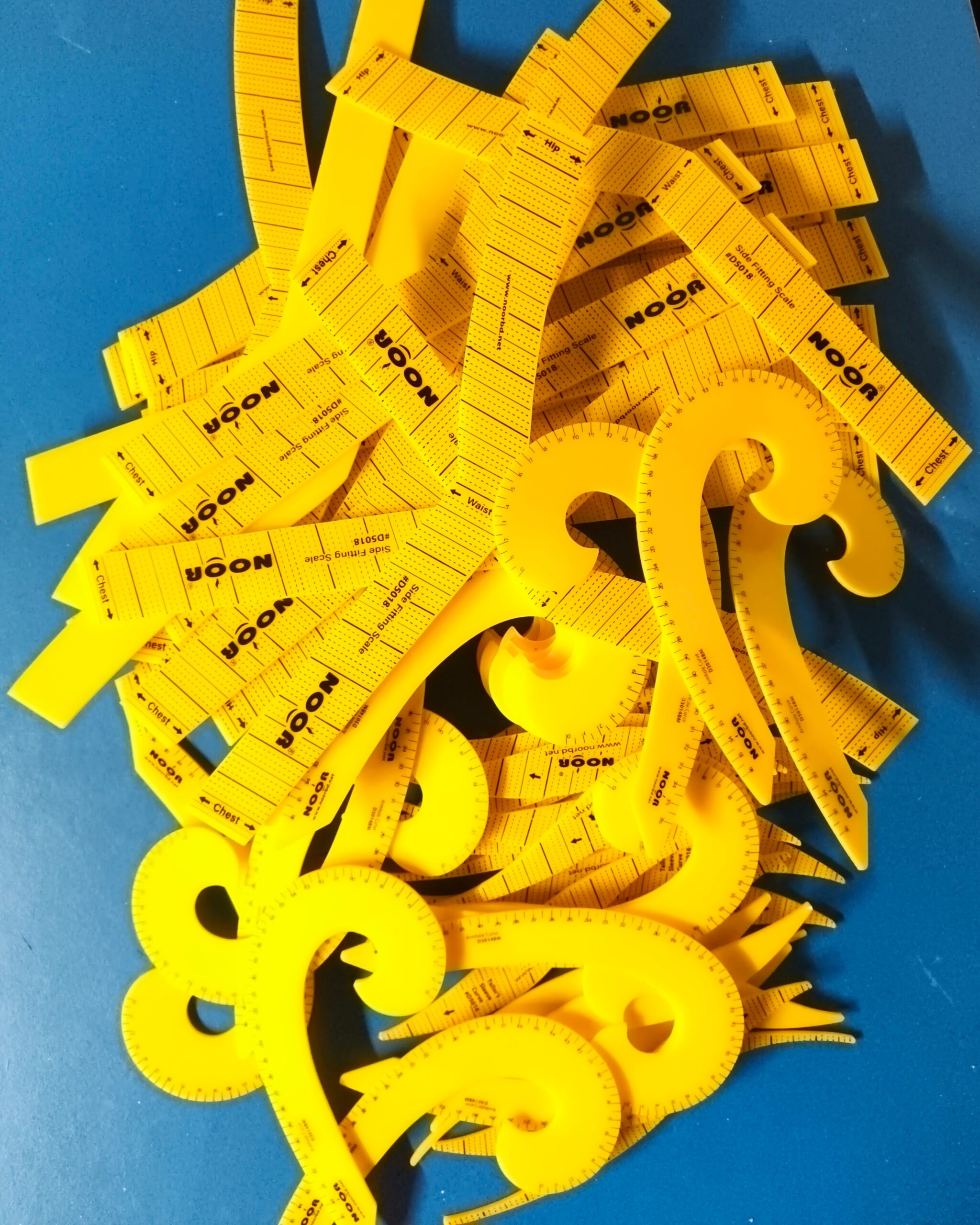 {"remix_data":[],"remix_entry_point":"challenges","source_tags":[],"origin":"unknown","total_draw_time":1,"total_draw_actions":2,"layers_used":2,"brushes_used":0,"photos_added":0,"total_editor_actions":{},"tools_used":{"transform":1},"is_sticker":false,"edited_since_last_sticker_save":true,"containsFTESticker":false}